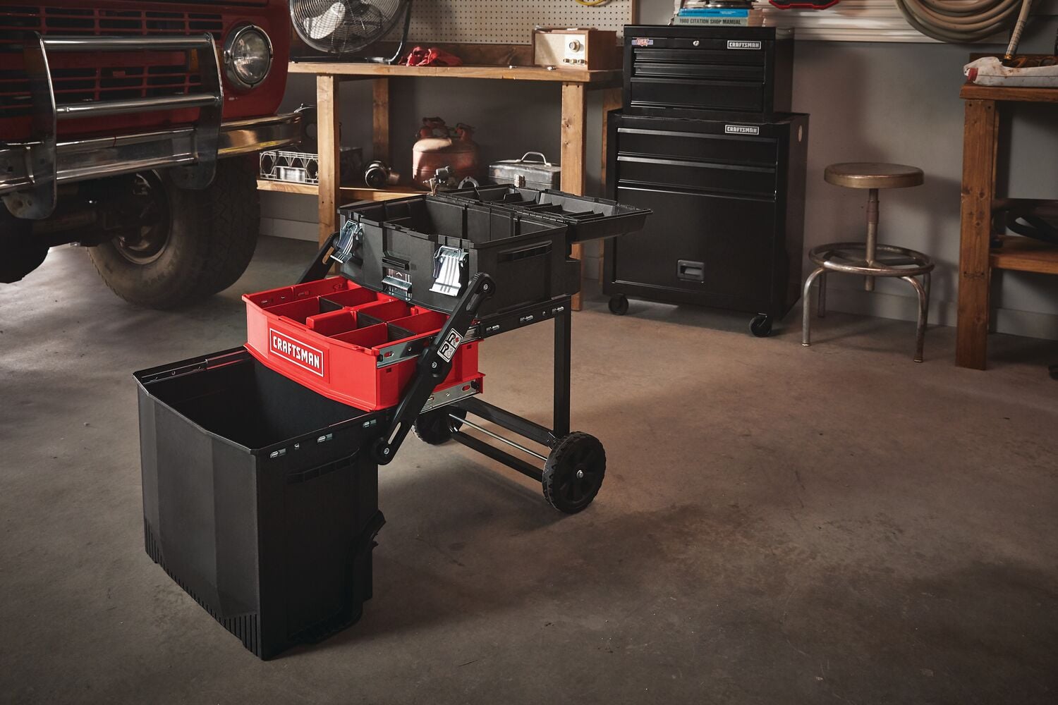 Multi level workshop placed on jobsite.