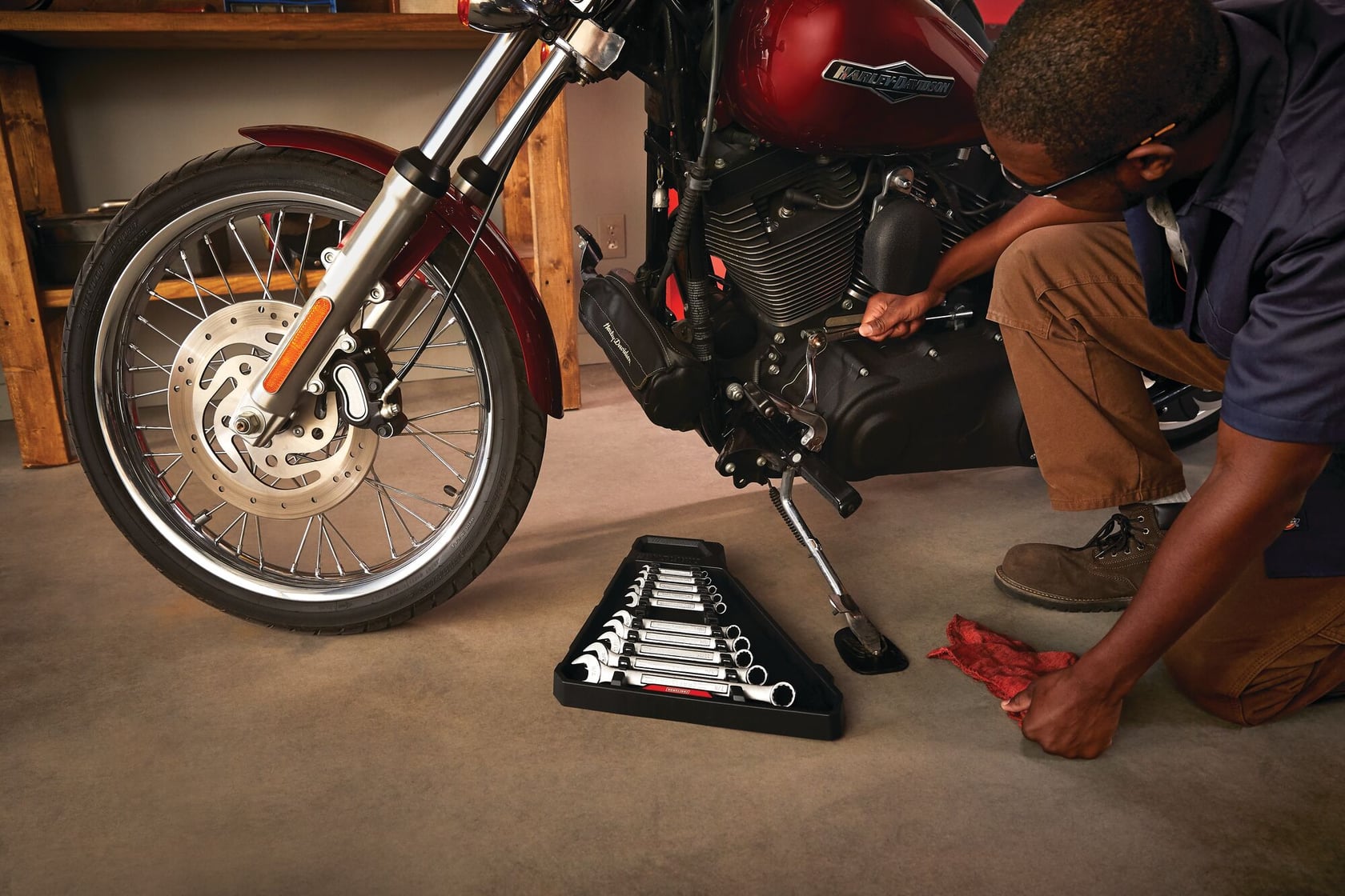 View of CRAFTSMAN Wrenches: Set  being used by consumer