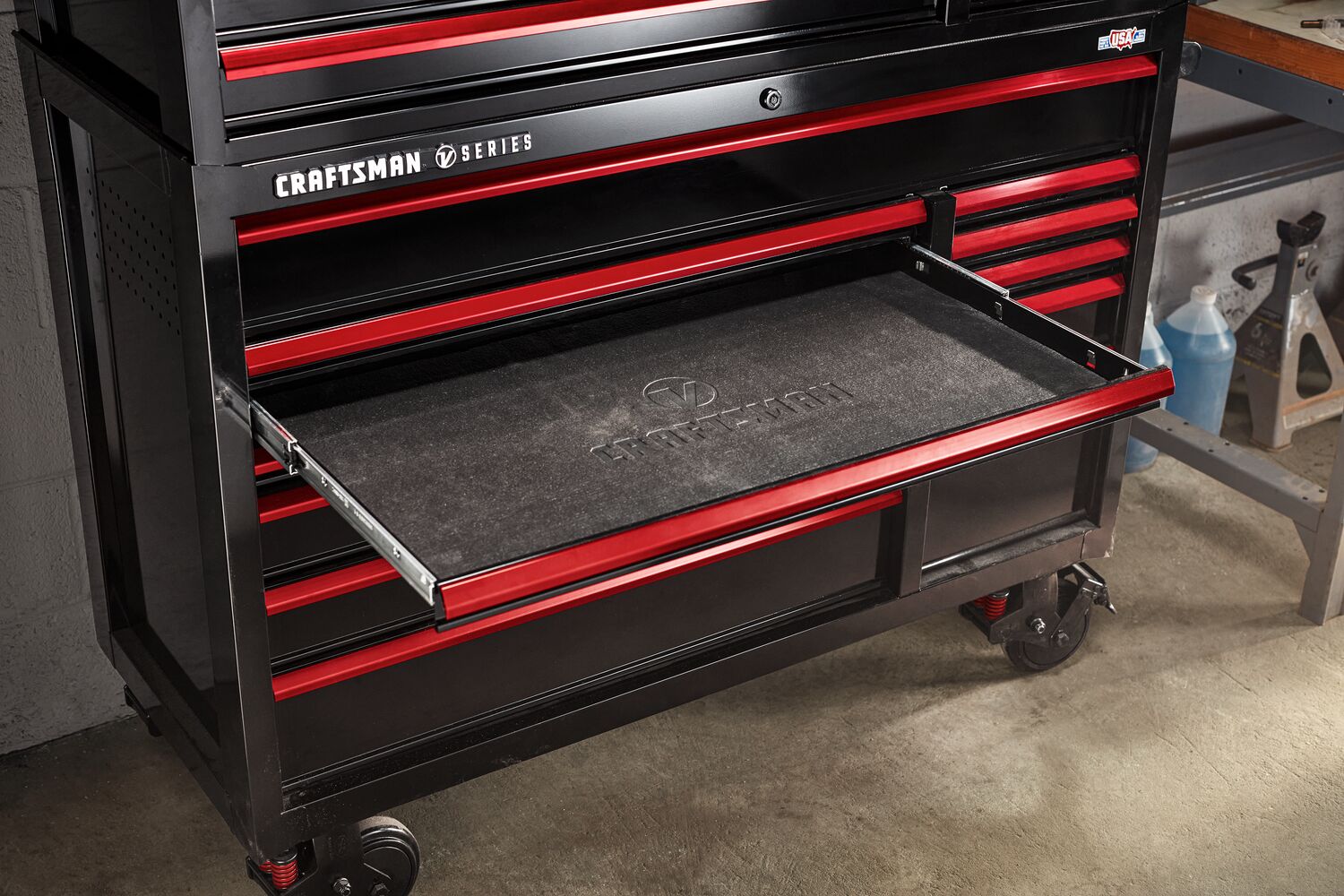 Drawer liner feature shot on V-Series™ metal storage