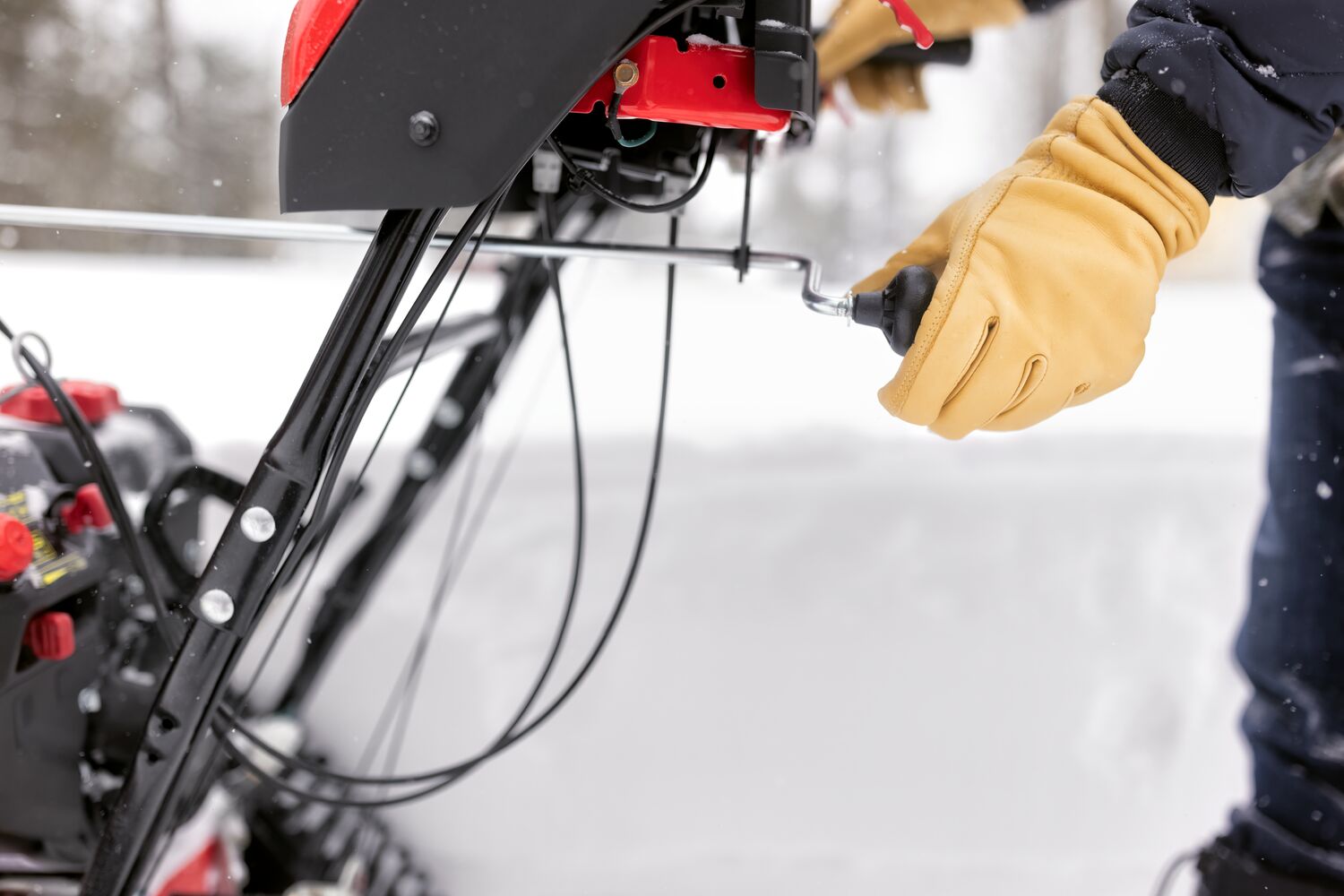 CRAFTSMAN Performance 26 Track Snowblower zoomed in chute control