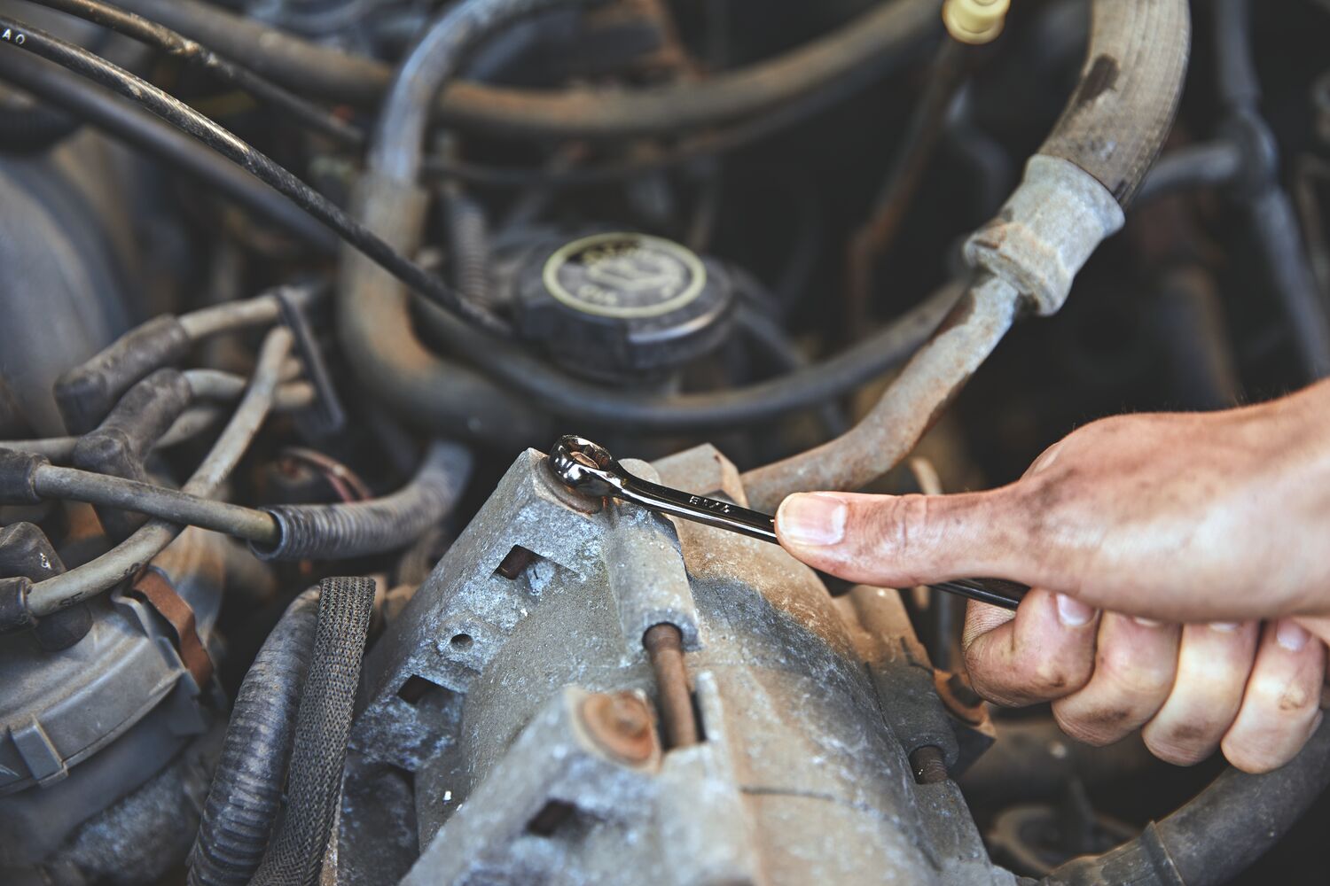 CRAFTSMAN OVERDRIVE wrench loosening/tightening bolt