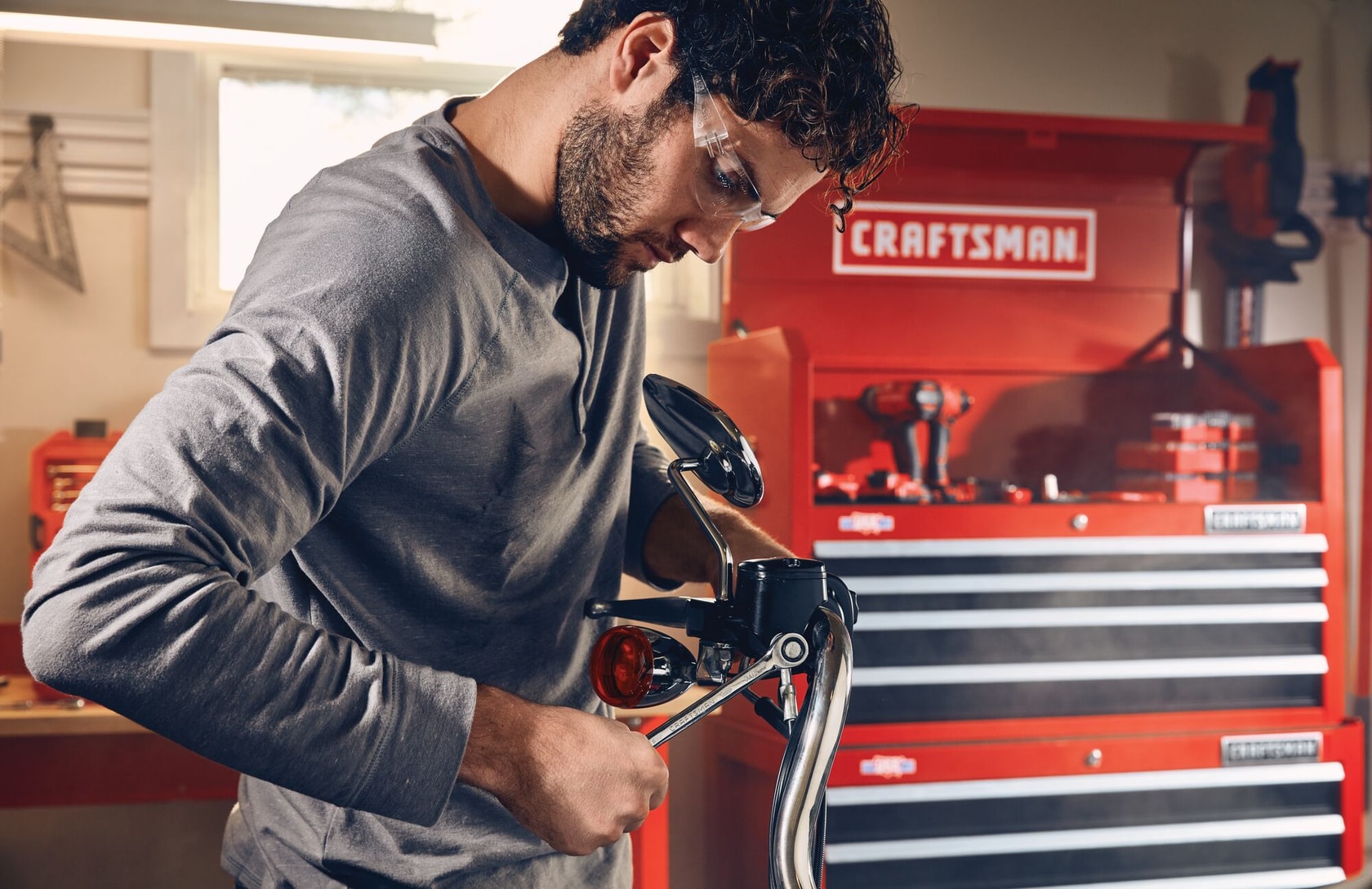 View of CRAFTSMAN Wrenches: Ratchet  being used by consumer