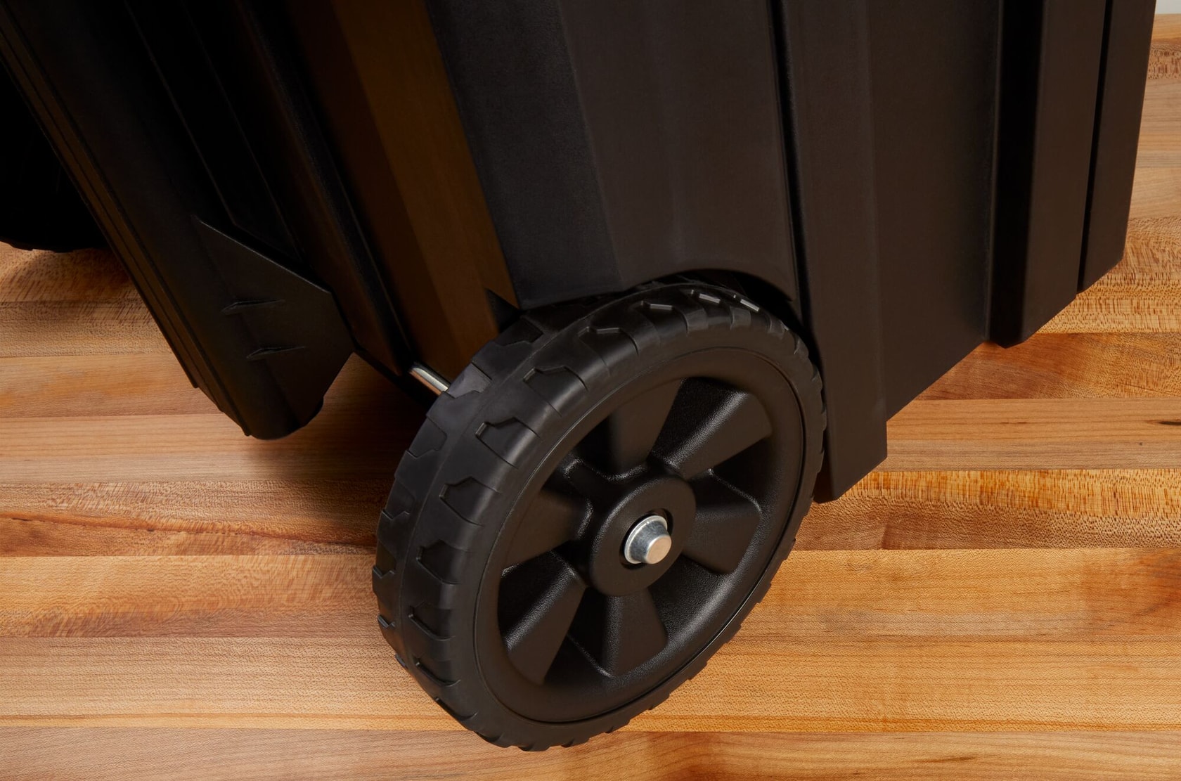 View of CRAFTSMAN Storage: Versastack in environment