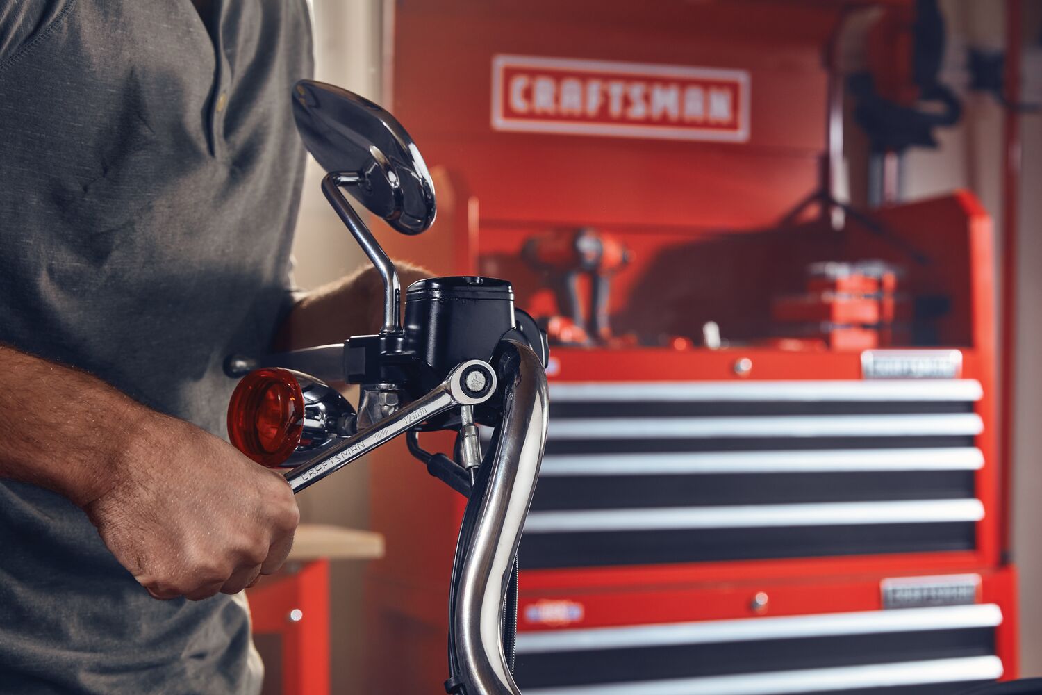 View of CRAFTSMAN Wrenches: Ratchet  being used by consumer