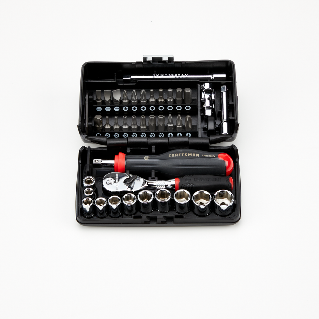 V-Series™ 1/4 in Drive SAE 6-Point Tool Set (38 pc)